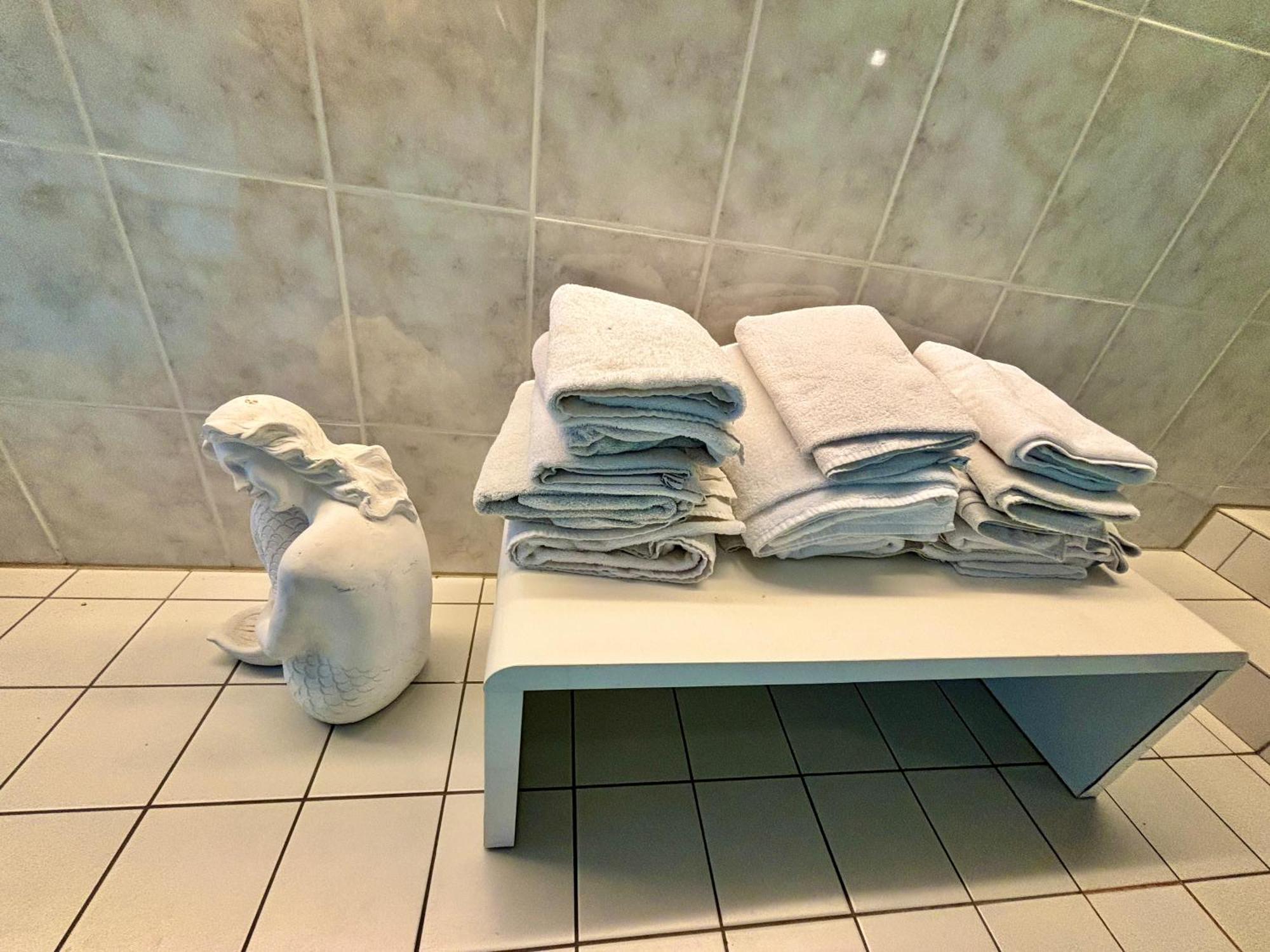 Wolkenzimmer Mit 140 Cm Bett Im Erdgeschoss Seligenstadt Exterior photo