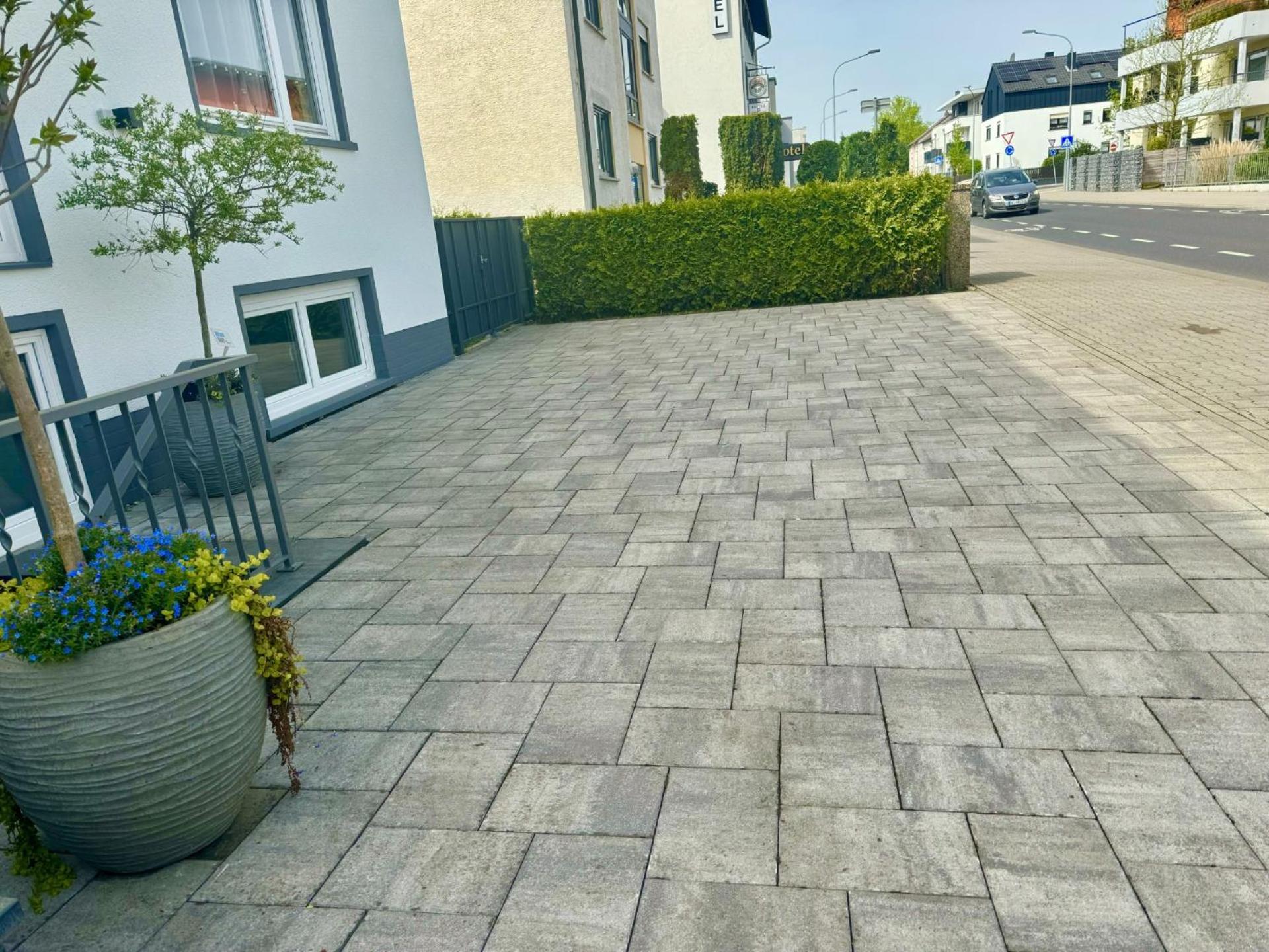 Wolkenzimmer Mit 140 Cm Bett Im Erdgeschoss Seligenstadt Exterior photo